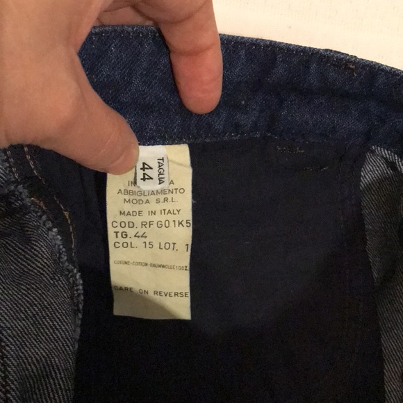 Vintage Mid-1990s Moschino Jean Skirt. Size 44. - Picture 7 of 11